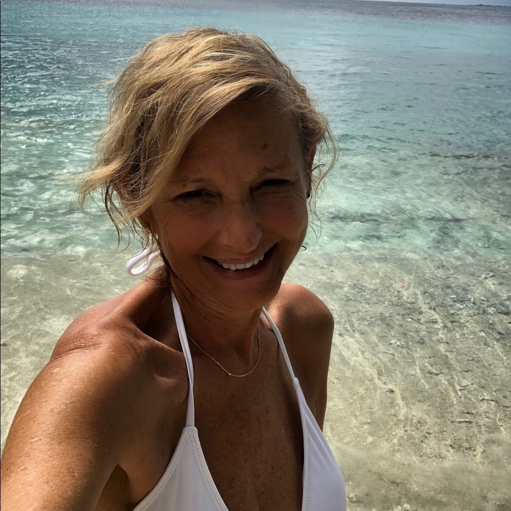 Meet your Posher, Sharon